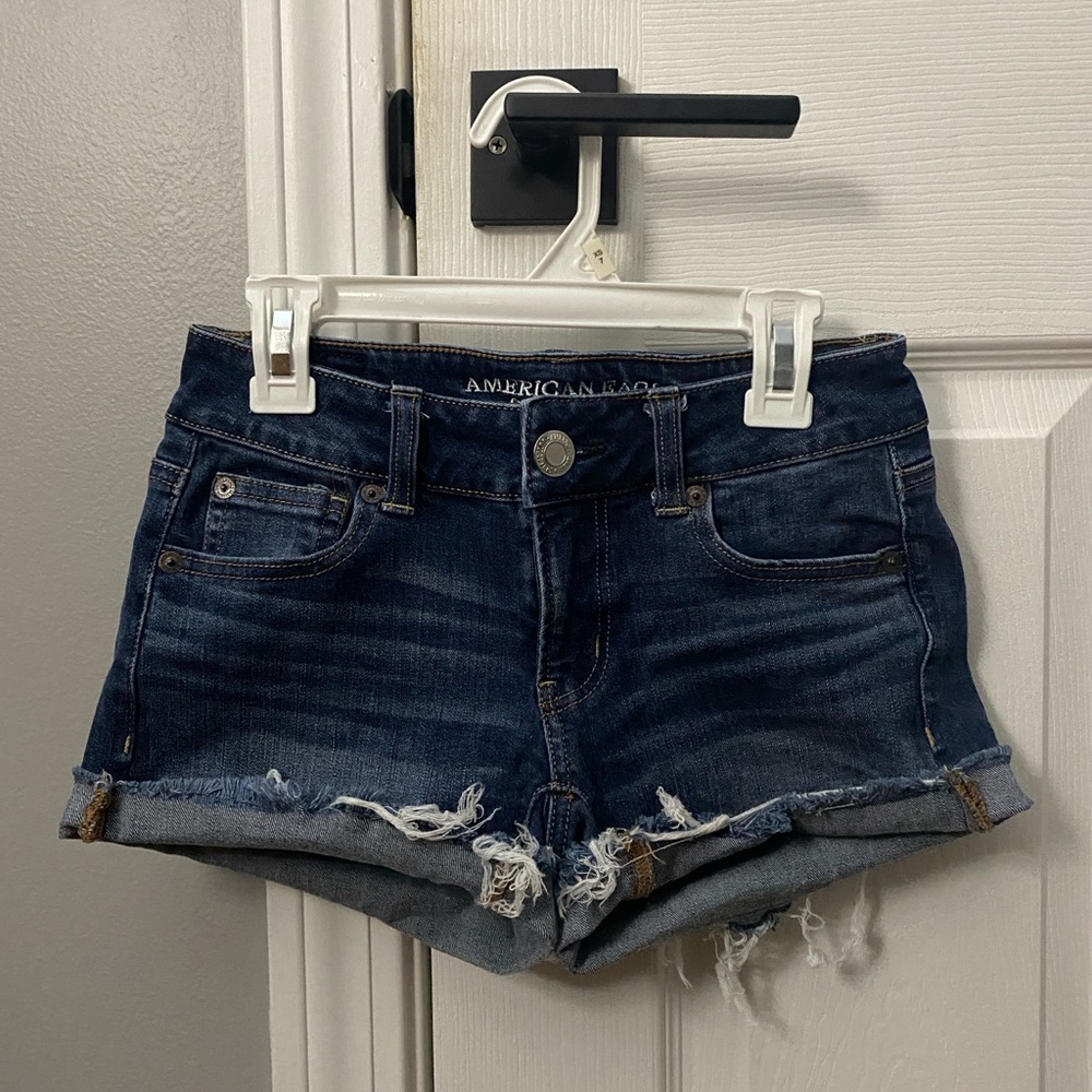 American Eagle Outfitters Low Rise Distressed Denim Shorts - Size 00